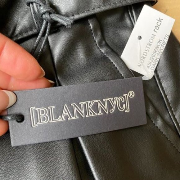 BlankNYC BNWT Belted vegan leather paperbag pants - Picture 5 of 6
